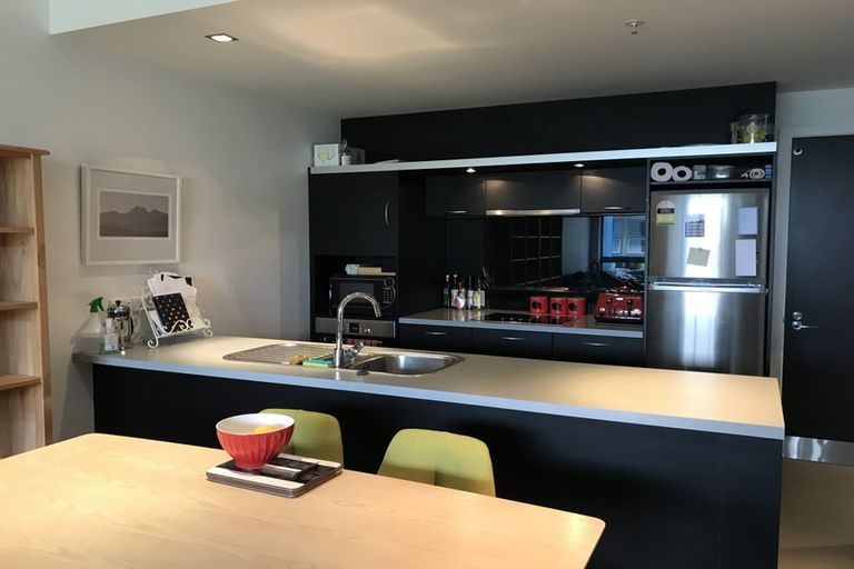 Photo of property in 3b/1 Hanson Street, Mount Cook, Wellington, 6021