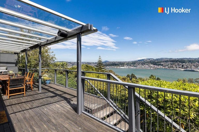 Photo of property in 47 Shandon Road, Vauxhall, Dunedin, 9013