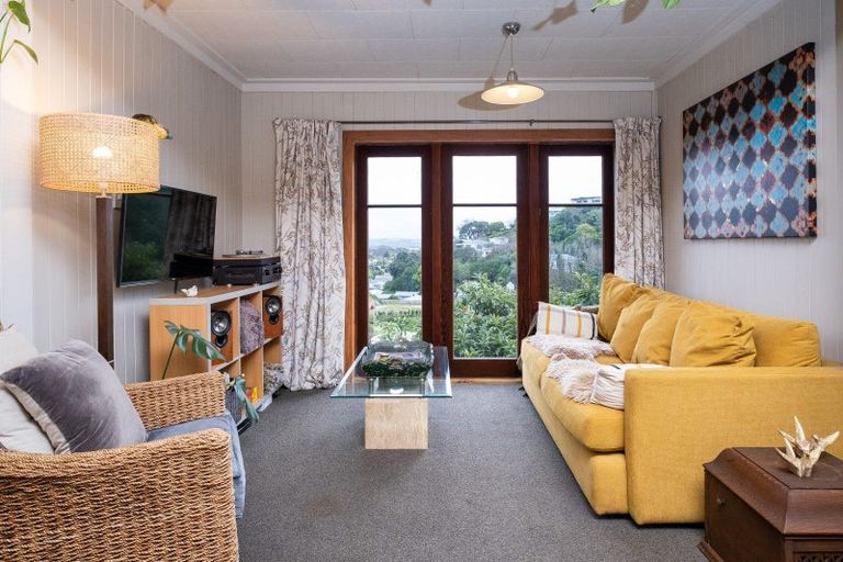 Photo of property in 4 Guys Hill Road, Hospital Hill, Napier, 4110