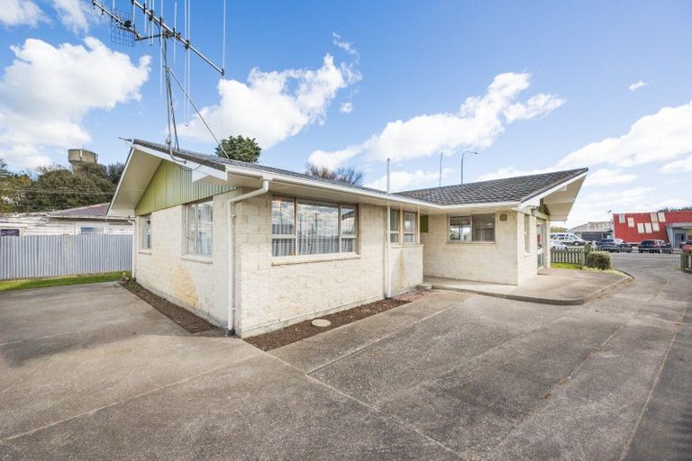 Photo of property in 83 Main Street, Foxton, 4814