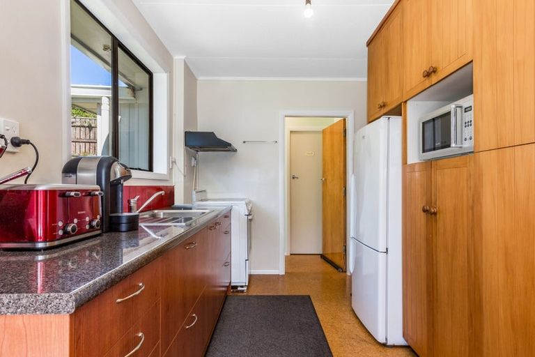 Photo of property in 30 Chaffey Crescent, Titahi Bay, Porirua, 5022