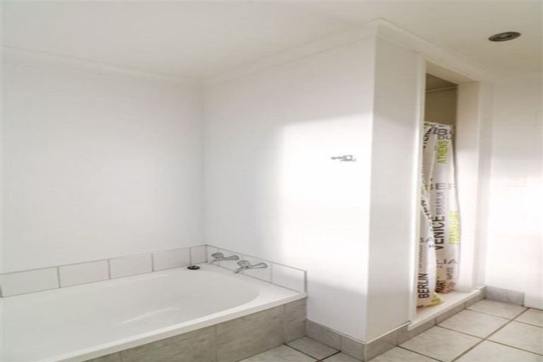 Photo of property in 2/122 North Street, Seaview, Timaru, 7910