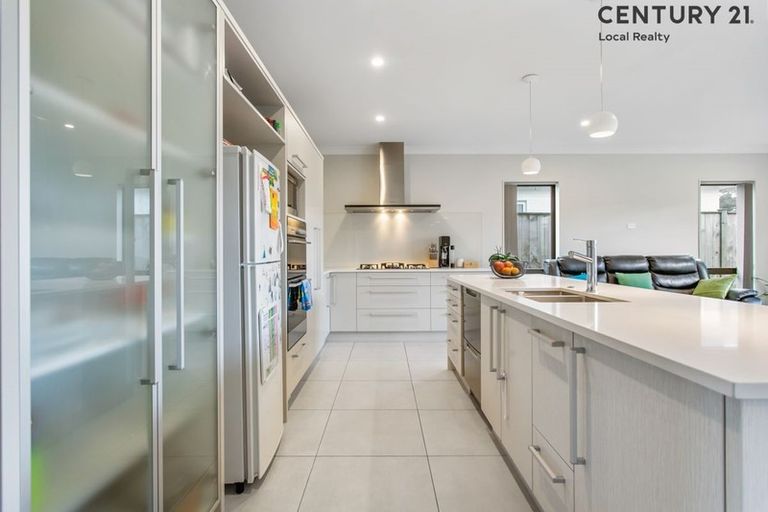 Photo of property in 47 Kuhanui Drive, Karaka, Papakura, 2113