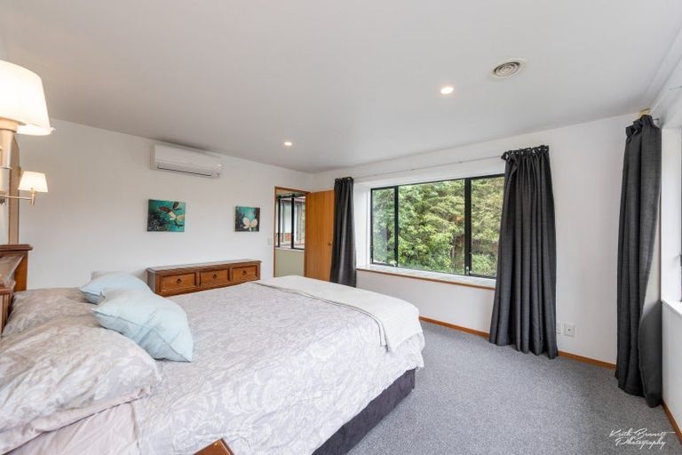Photo of property in 12c Chatsworth Road, Silverstream, Upper Hutt, 5019