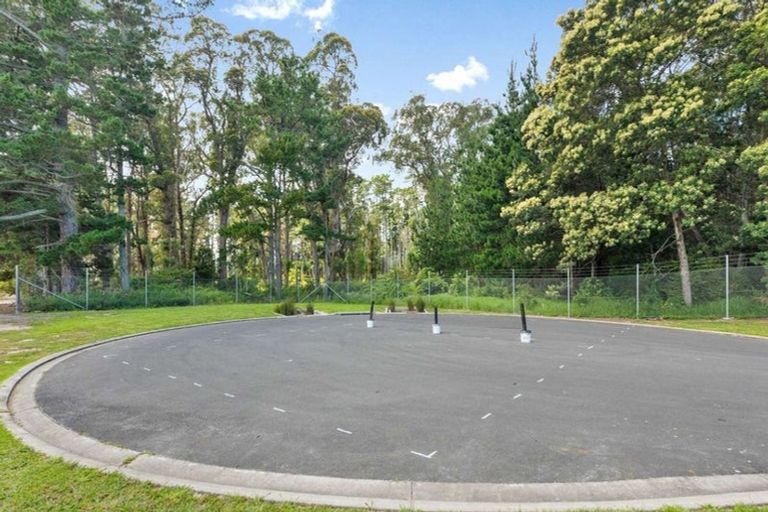 Photo of property in 95 Nobilo Road, Kumeu, 0810
