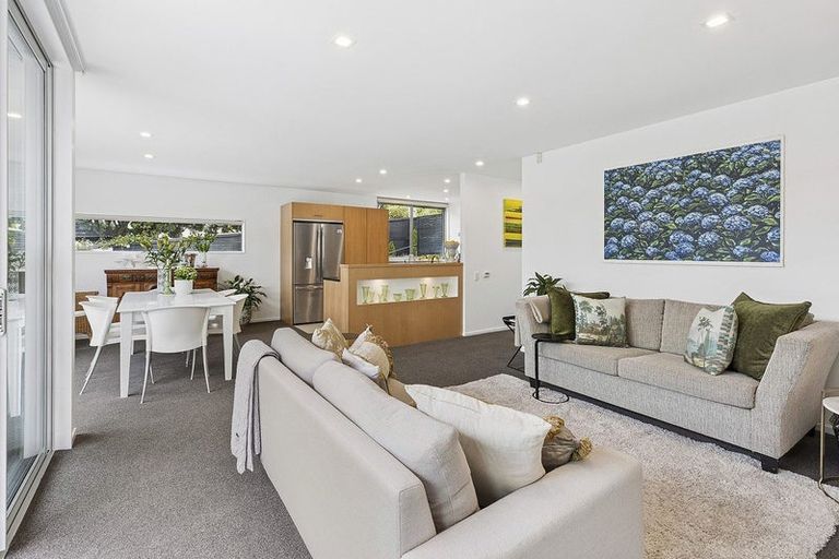 Photo of property in 32 Mantell Street, Seatoun, Wellington, 6022