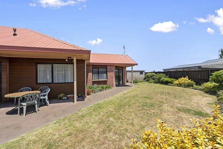 Photo of property in 52 Forth Crescent, Glenview, Hamilton, 3206