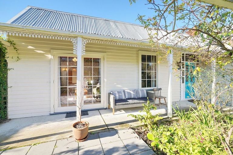 Photo of property in 15 Terrace Road, Leithfield, Amberley, 7481