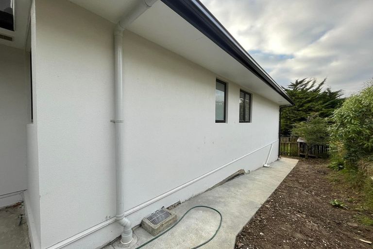 Photo of property in 49 Moncks Spur Road, Redcliffs, Christchurch, 8081