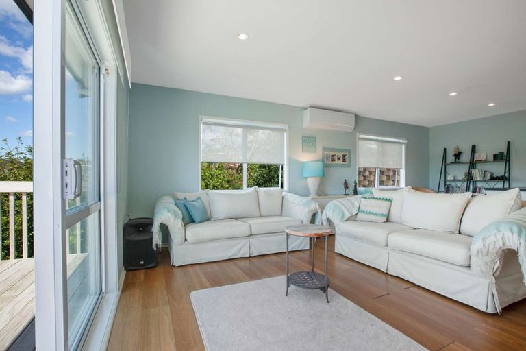Photo of property in 18 Cable Bay Block Road, Cable Bay, 0420