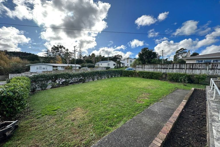 Photo of property in 43 Halver Road, Hillpark, Auckland, 2102