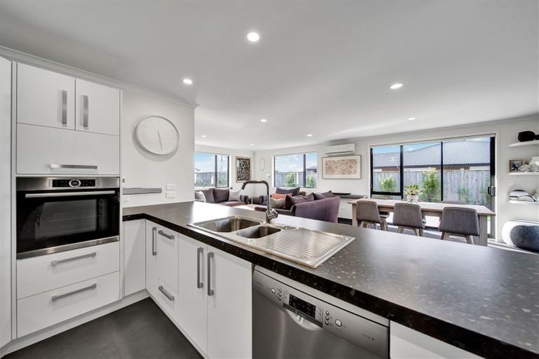 Photo of property in 16 Coby Sydney Drive, Bell Block, New Plymouth, 4312