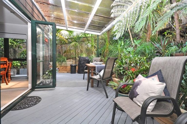 Photo of property in 1/13 Fernwood Grove, Bayview, Auckland, 0629
