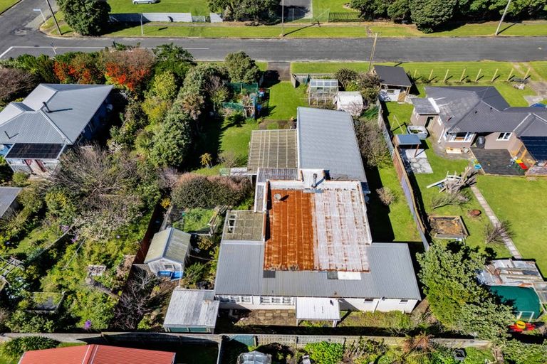 Photo of property in 16 Suffolk Street, Patea, 4520