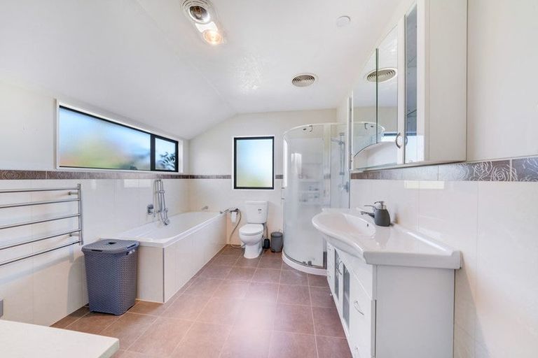 Photo of property in 57a Halver Road, Hillpark, Auckland, 2102