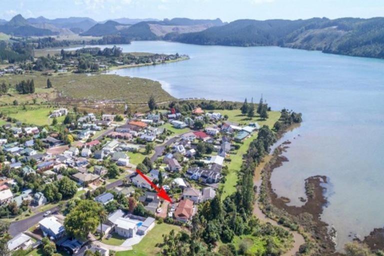 Photo of property in 133 Durrant Drive, Whangamata, 3620