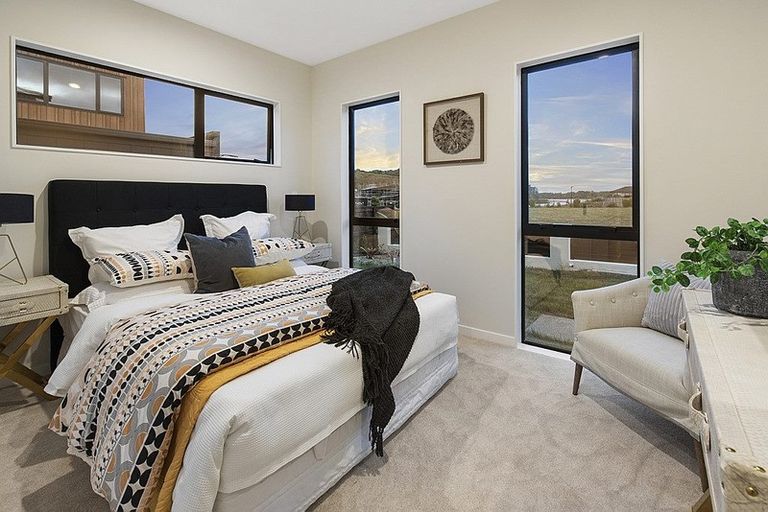 Photo of property in 83 Riverhead Point Drive, Riverhead, 0820