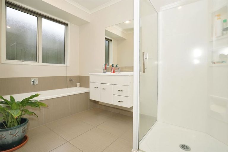 Photo of property in 14 Rigg Place, Flagstaff, Hamilton, 3210