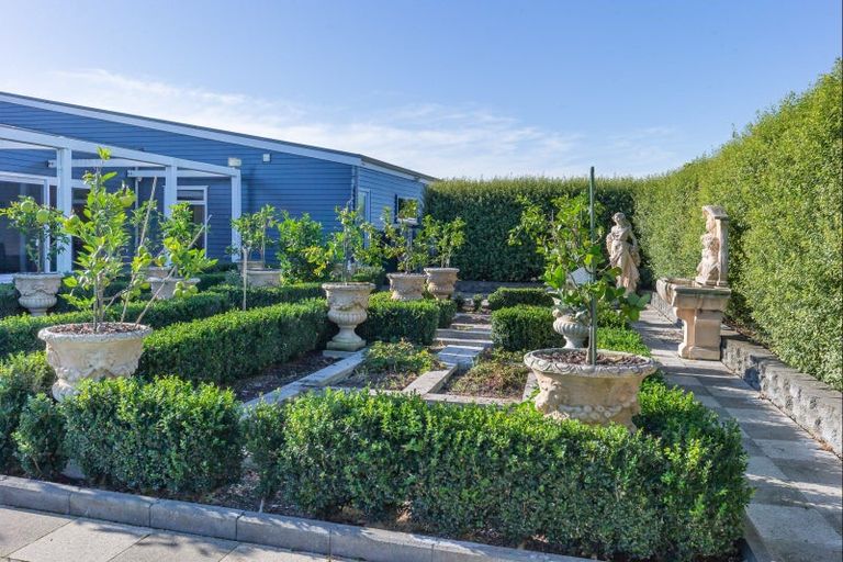 Photo of property in 342a Tararua Road, Levin, 5571