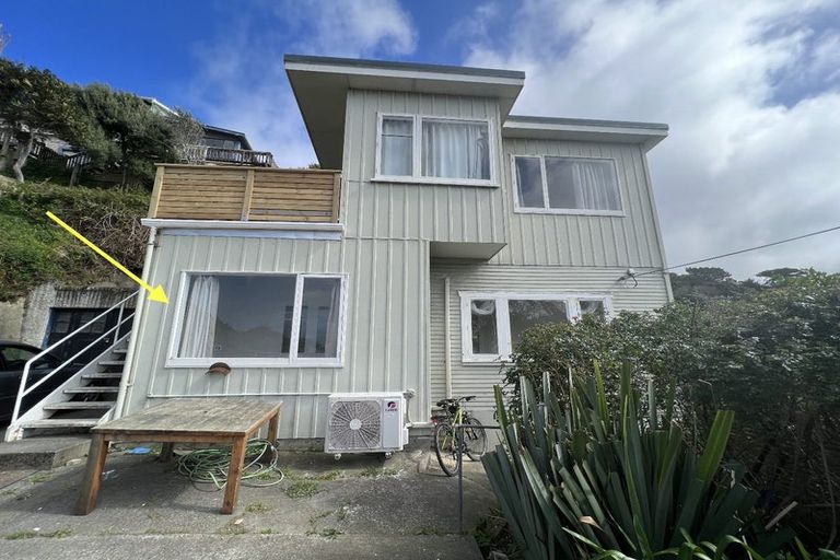 Photo of property in 2 Milne Terrace, Island Bay, Wellington, 6023