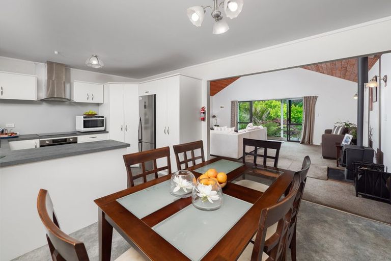 Photo of property in 68 Wiroa Road, Kerikeri, 0293