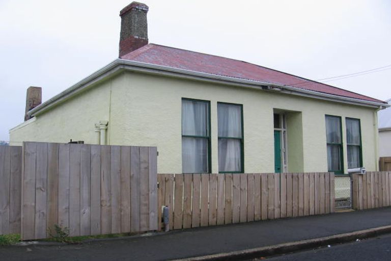 Photo of property in 58 Bathgate Street, South Dunedin, Dunedin, 9012