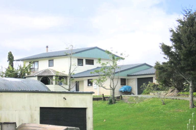 Photo of property in 101 Gorge Road, Maungaturoto, 0520