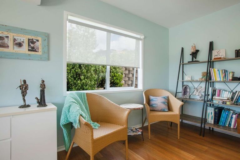 Photo of property in 18 Cable Bay Block Road, Cable Bay, 0420