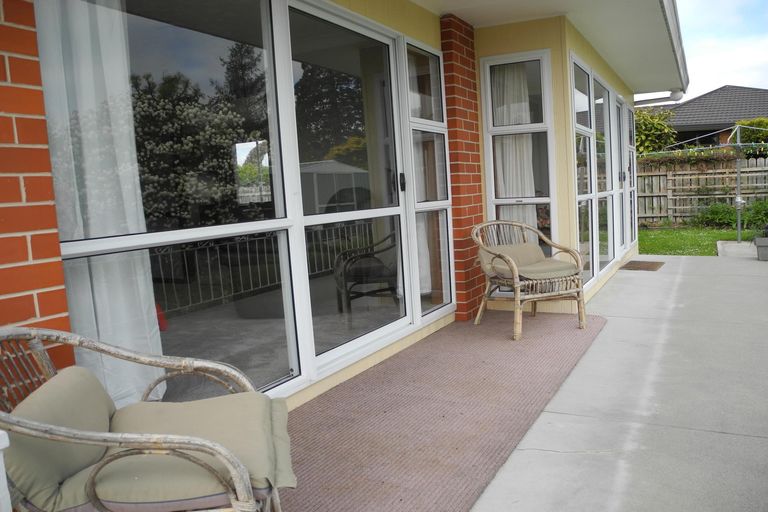 Photo of property in 11 Oxford Street, Waimate, 7924