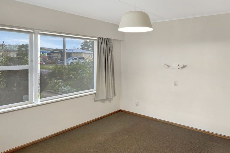 Photo of property in 8 Sefton Street, Havelock North, 4130