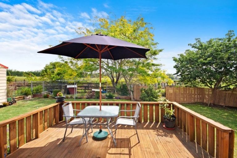 Photo of property in 10 Totara Place, Te Kauwhata, 3710