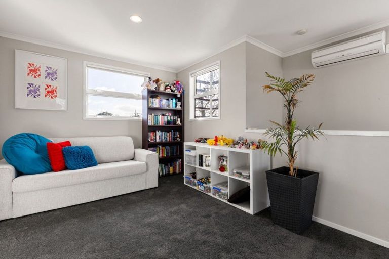 Photo of property in 49 Clare Street, Cambridge, 3434