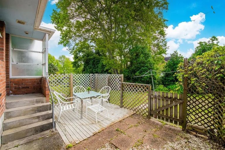 Photo of property in 4/23 Belle Vue Avenue, Northcote Point, Auckland, 0627