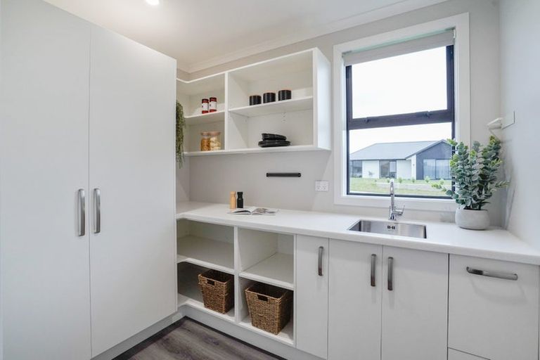 Photo of property in 15 Chatham Rise, Seaward Bush, Invercargill, 9812