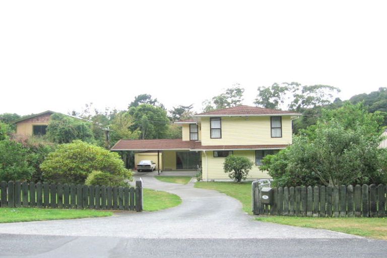 Photo of property in 35 Bridge Road, Birchville, Upper Hutt, 5018
