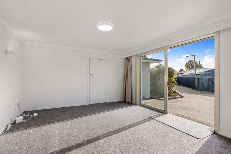 Photo of property in 10 Armitage Street, Bishopdale, Christchurch, 8053