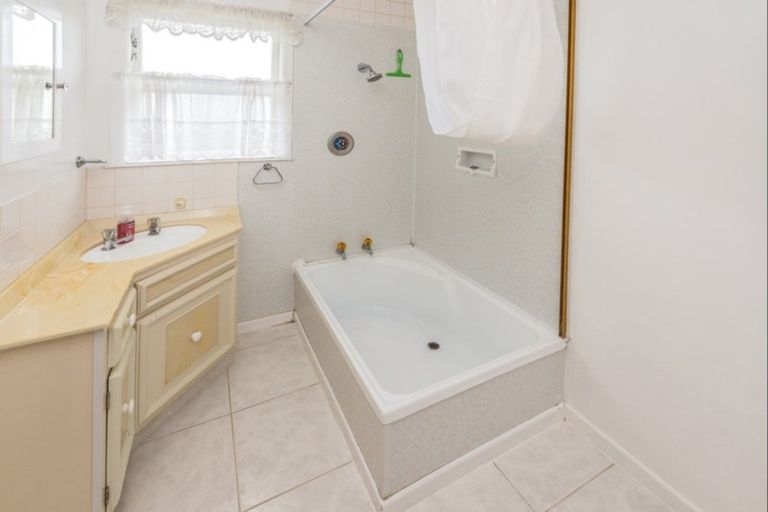 Photo of property in 11 Toi Street, Tawhero, Whanganui, 4501