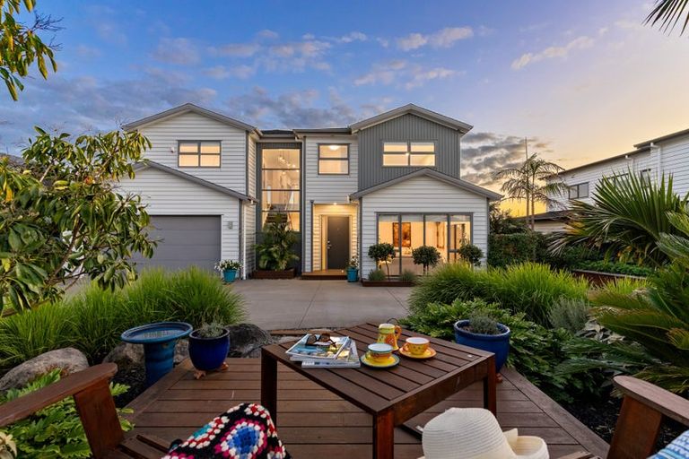 Photo of property in 57 Eighth View Avenue, Beachlands, Auckland, 2018