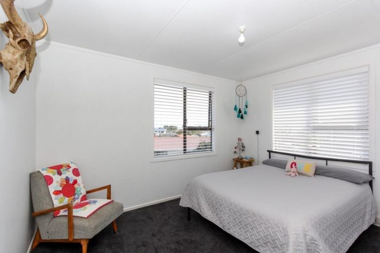 Photo of property in 7 Elliott Street, Waitara, 4320