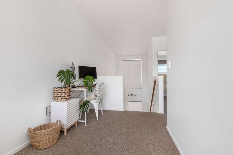 Photo of property in 31 Reynolds Place, Papamoa Beach, Papamoa, 3118