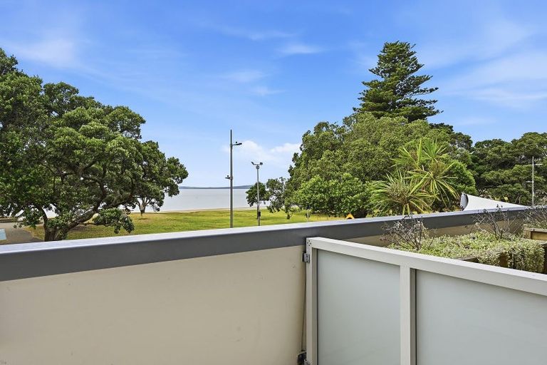 Photo of property in Ocean Breeze Apts, 7107/87 Clyde Road, Browns Bay, Auckland, 0630