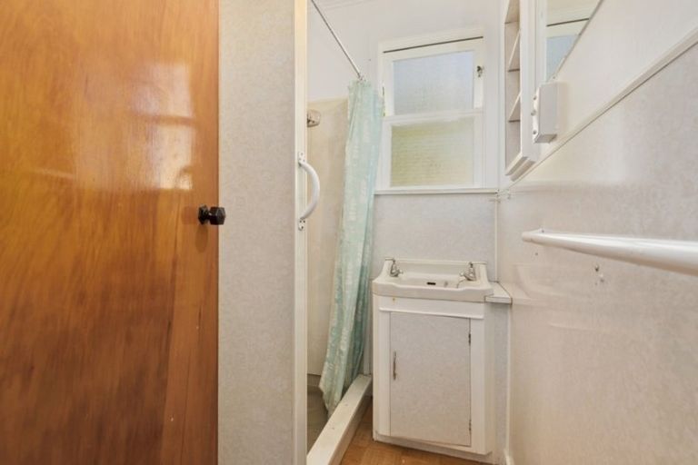 Photo of property in 7 Poole Street, Taita, Lower Hutt, 5011