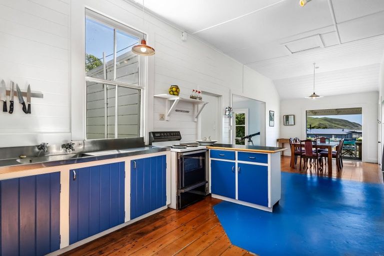 Photo of property in 4c Shoal Beach Road, Aramoana, Omakere, 4271