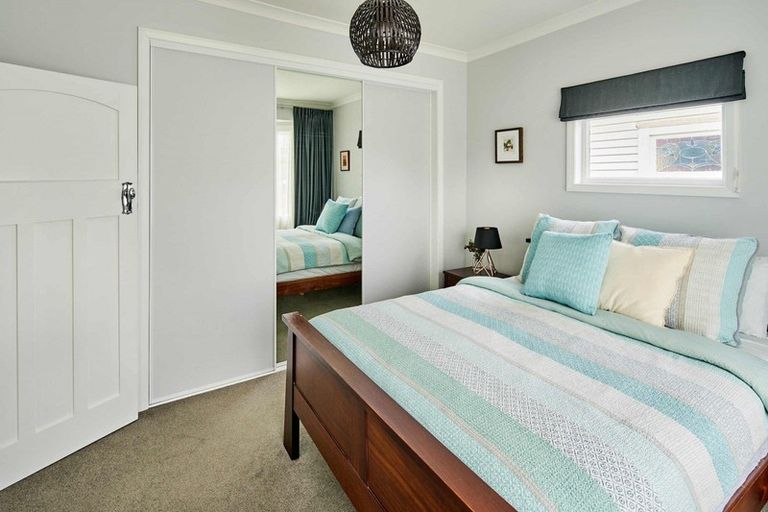 Photo of property in 132 Rongotai Road, Kilbirnie, Wellington, 6022