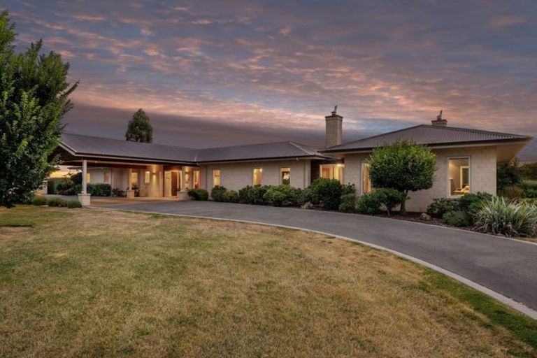 Photo of property in 272 Barkers Road, Loburn, Rangiora, 7472