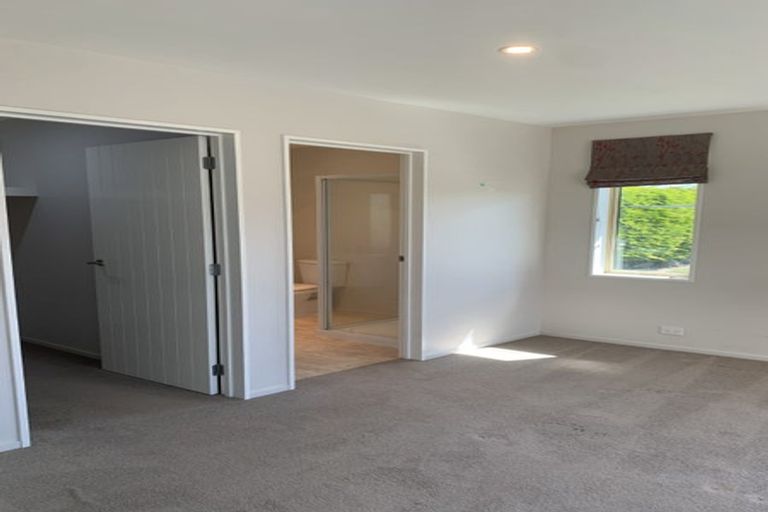 Photo of property in 98 Brookside Road, Rolleston, 7614