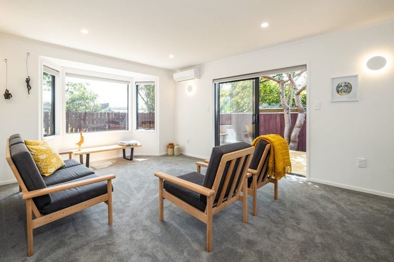 Photo of property in 2/14 Nathan Street, Tawa, Wellington, 5028