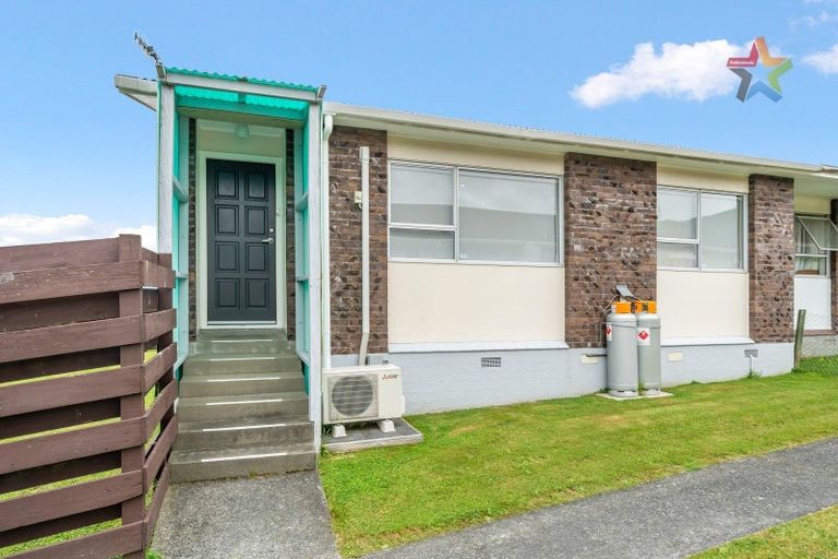 Photo of property in 315 Wellington Road, Wainuiomata, Lower Hutt, 5014