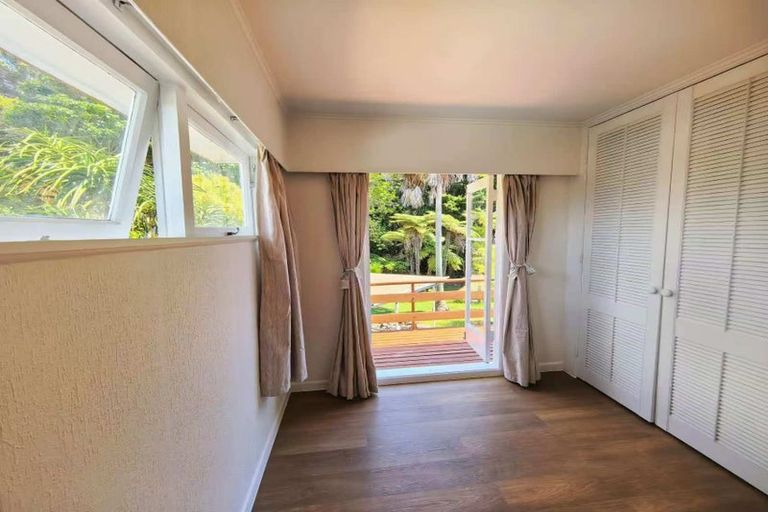 Photo of property in 5 Hillcrest Grove, Hillpark, Auckland, 2102