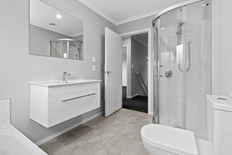 Photo of property in 2 Retallick Place, Flagstaff, Hamilton, 3210